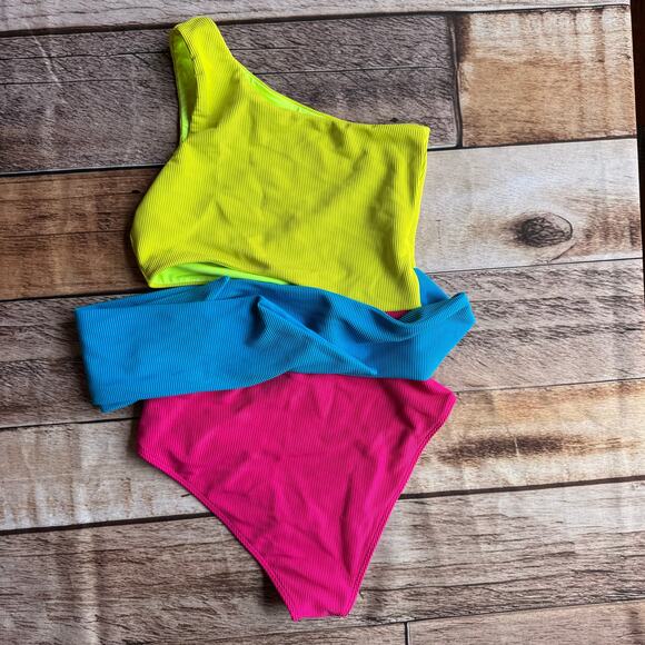 Beach Riot Swimsuit One Piece Carlie Retro Brights Colorblock XS Beach Vacation - Picture 2 of 9
